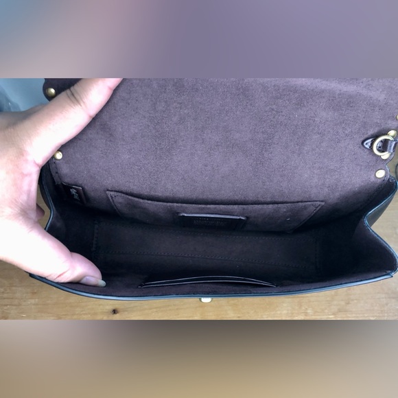 Coach Small Alexa Turnlock Clutch Scallop Rivets Black - Picture 6 of 9